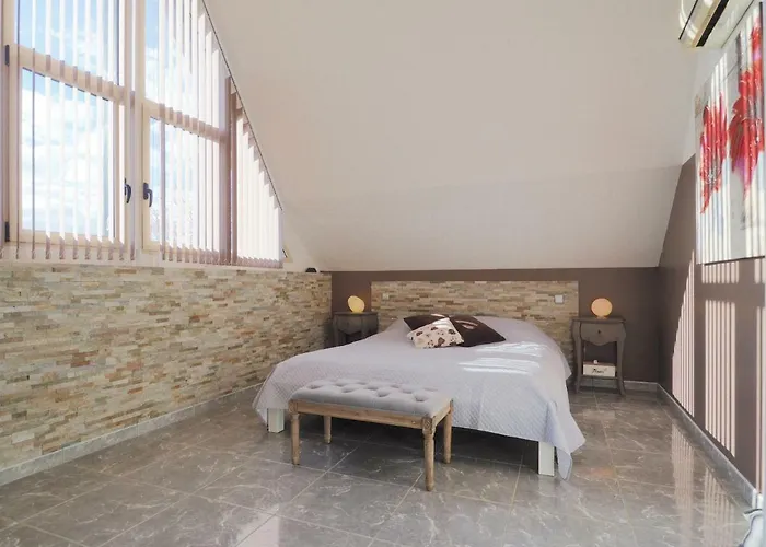 Magnifique De Prestige, Piscine Chauffee *